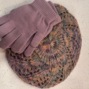 Multicolor Knit Beret and Purple Gloves Set